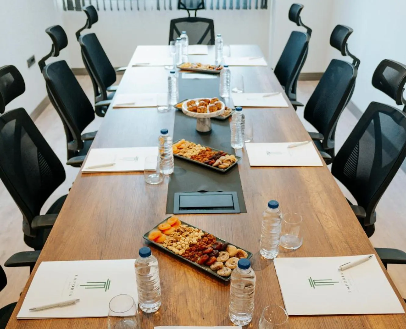 פמוקלה The Emporia Hotel